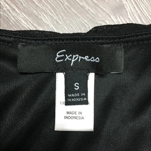 Express black tiered halter top with brass chain S - Picture 7 of 9